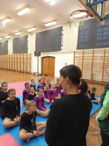 bbe826c4-cd2b-422d-a044-b4000fa40b34